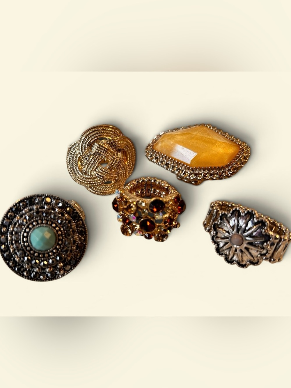 💝2/20$ Bundle of five costume jewelry large statement rings, stretch band